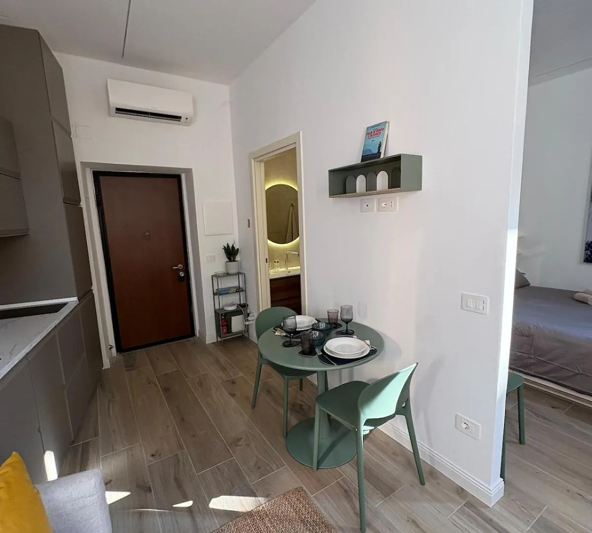 Lejlighed Milan Top 7 Attractions At Metro1 - Charming Flat